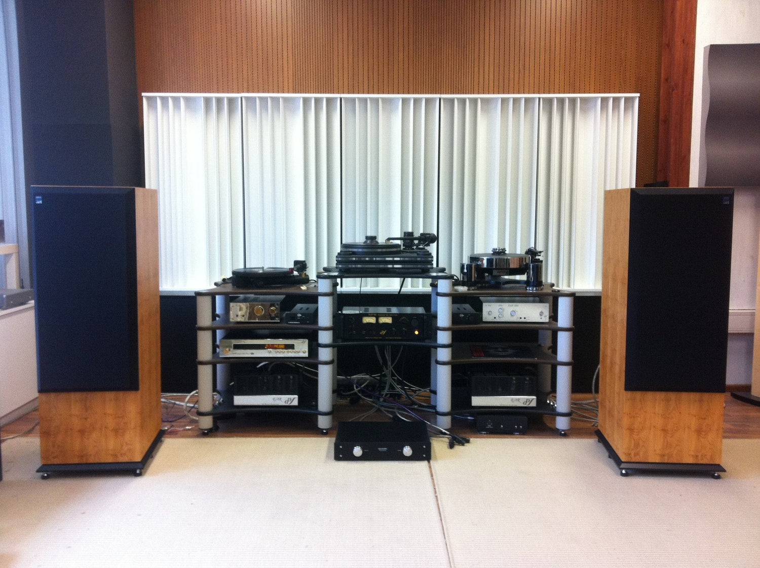 Ja se olis kohta joulukin taas!