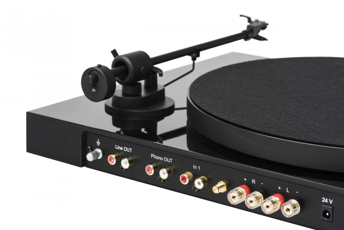 Pro-Ject Juke Box E levysoitin-vahvistin yhdistelmä.