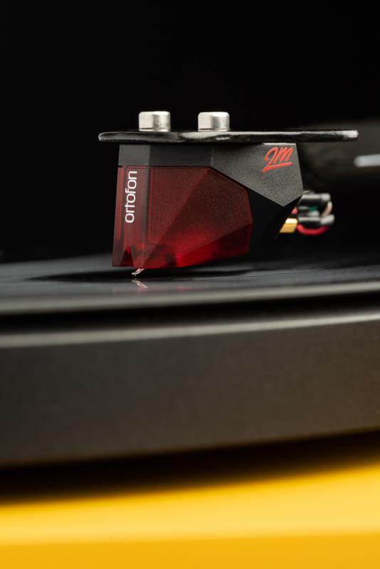 Pro-Ject Debut Carbon EVO.