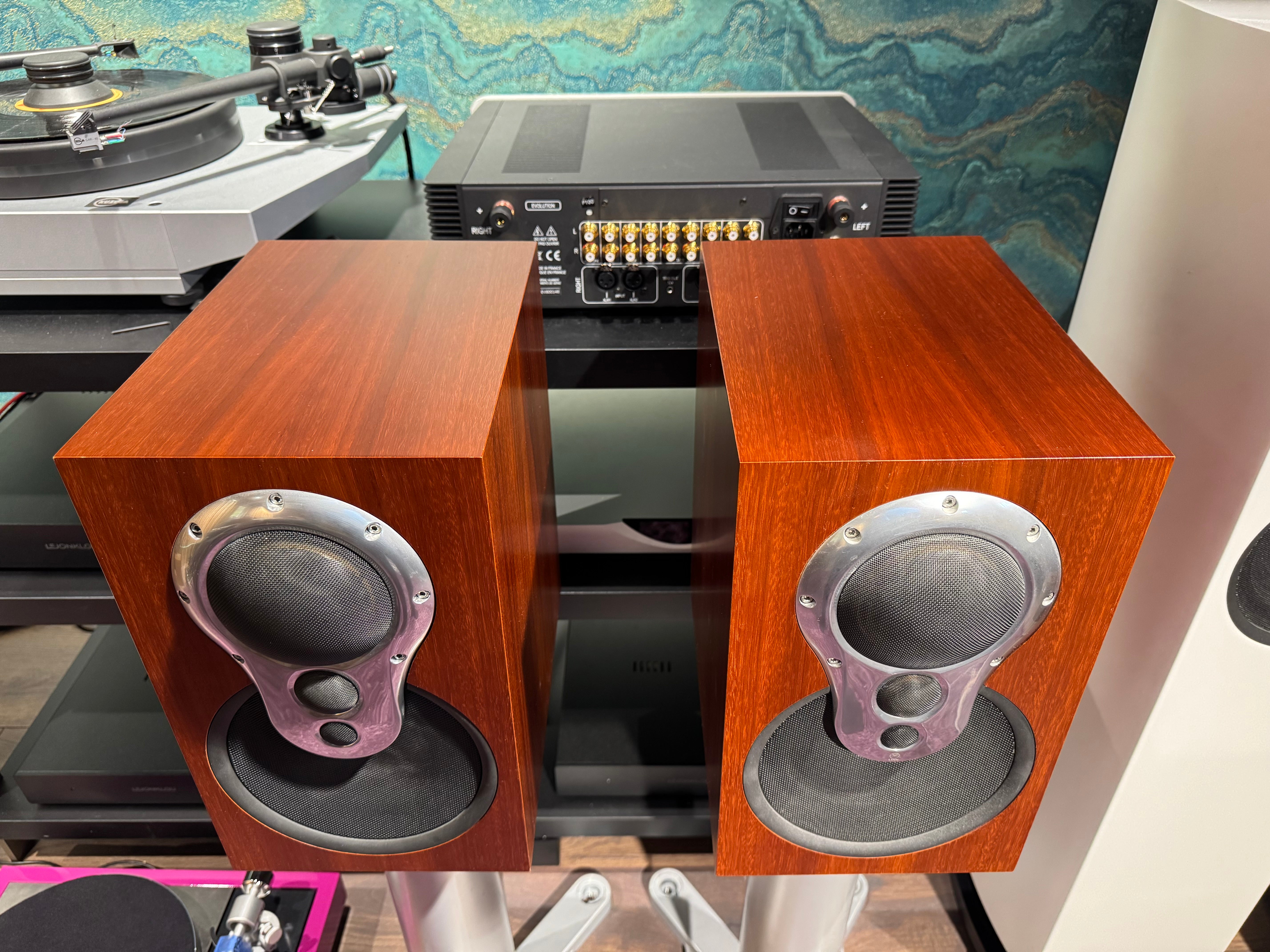 Linn Akurate 212 Rosewood