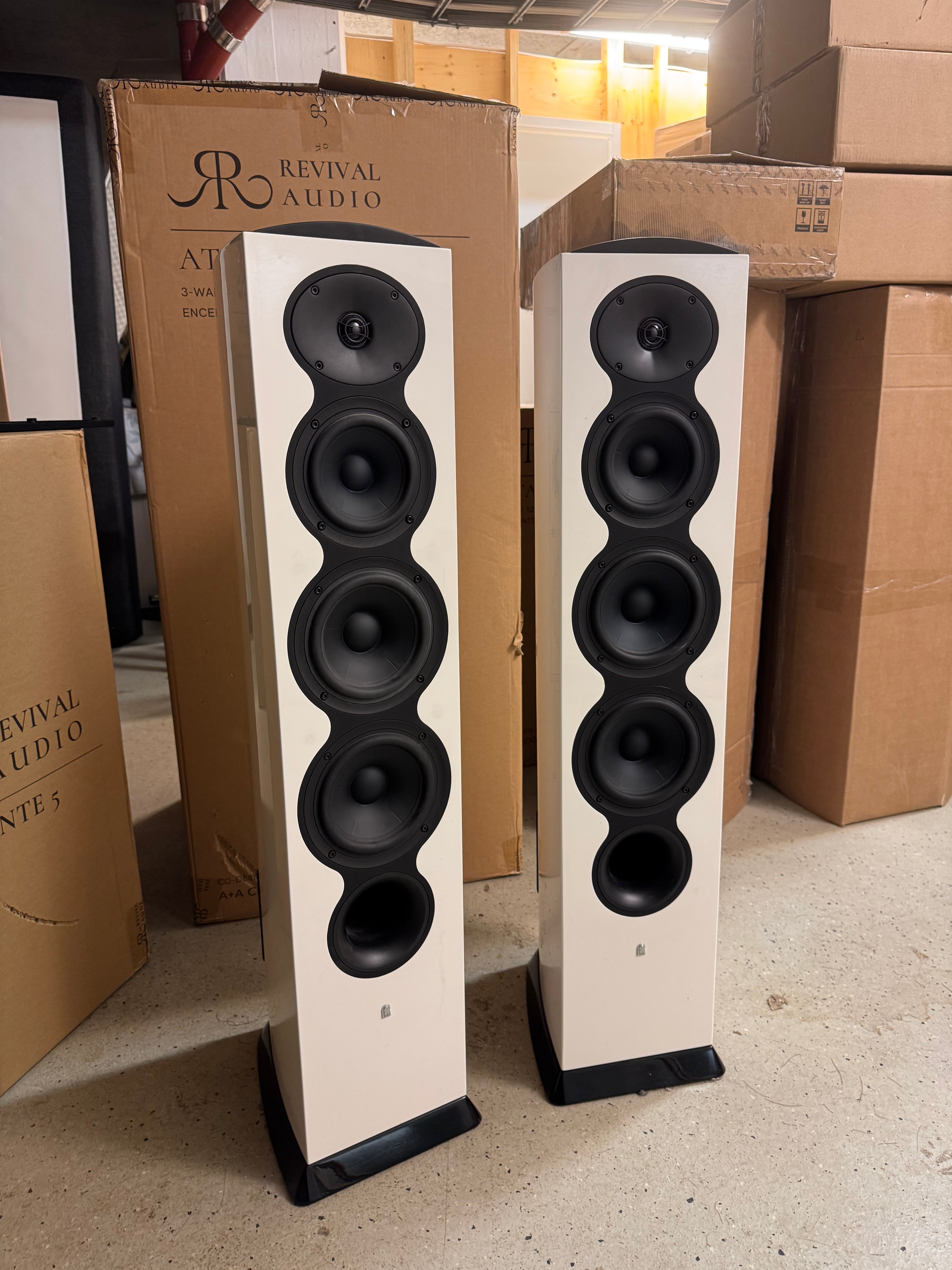 Revel F206
