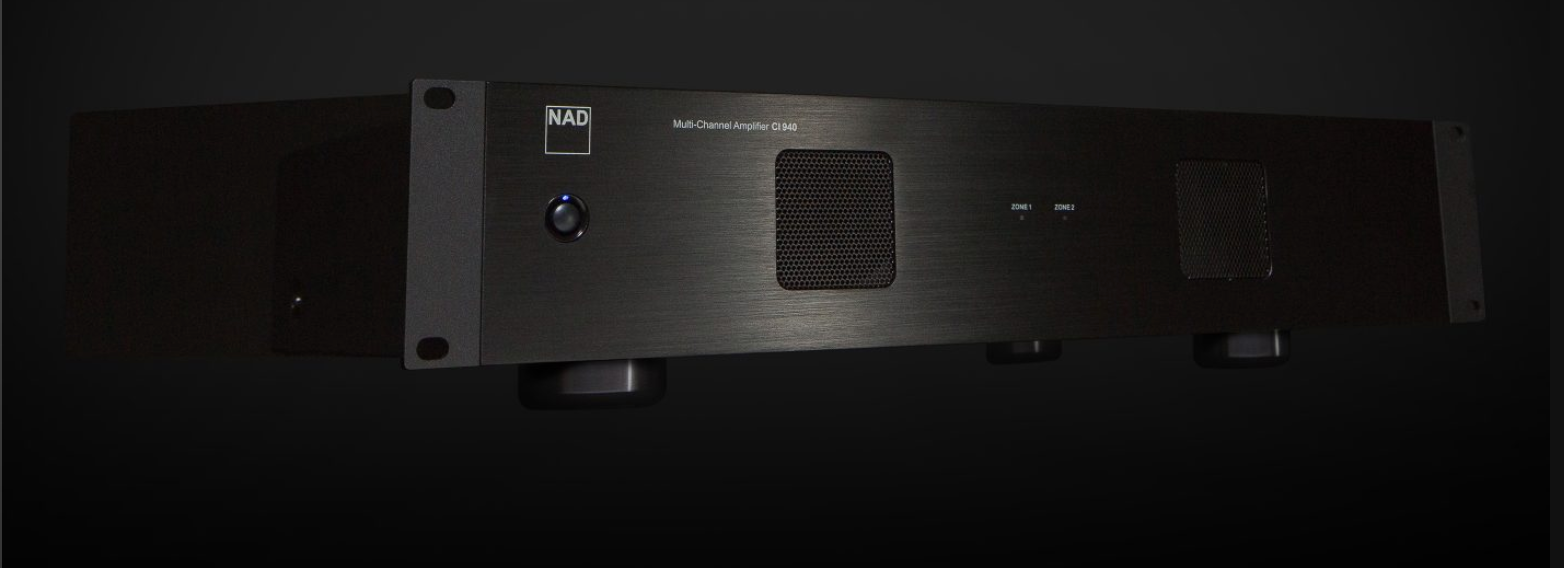 NAD CI940 viistosta.