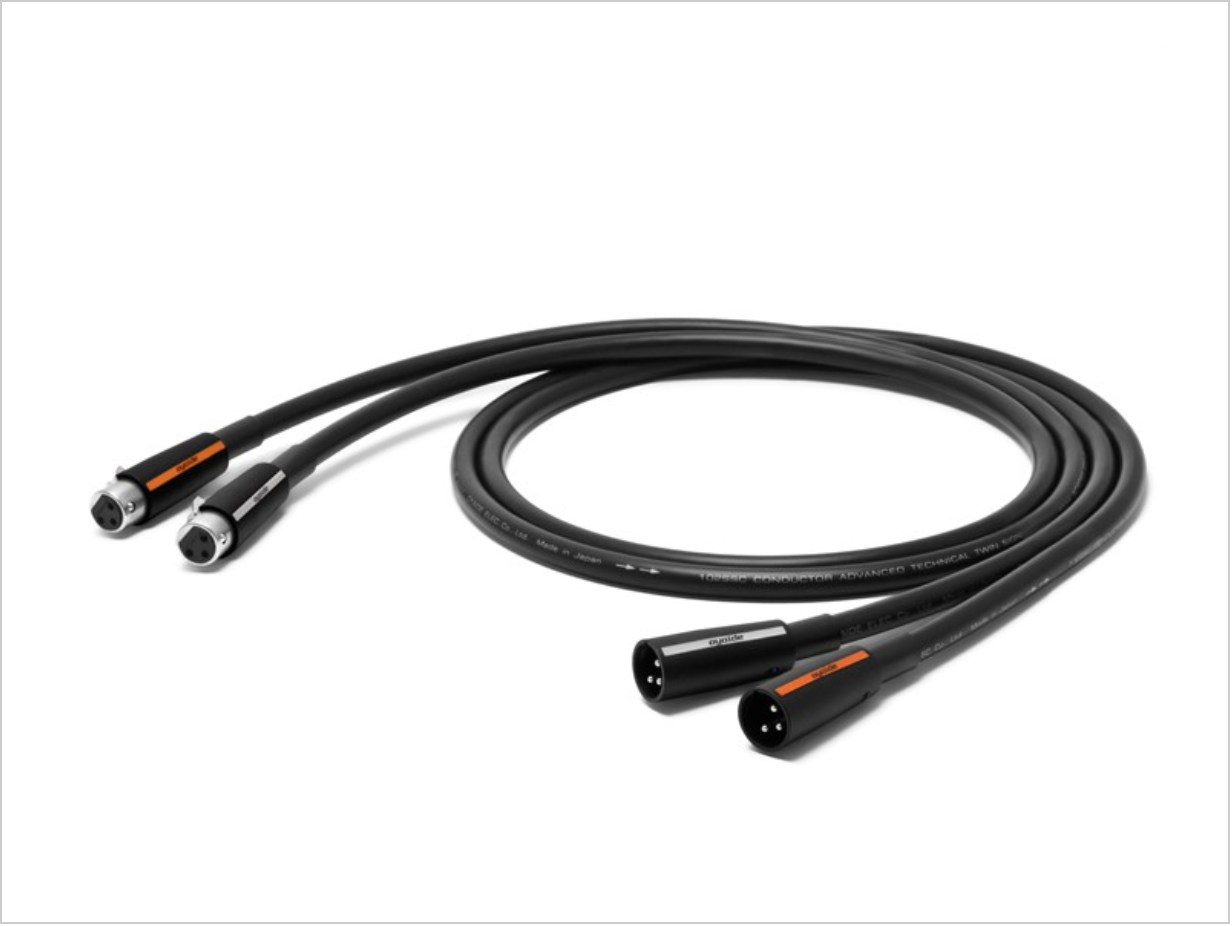 Oyaide ACROSS900 XX V2 (XLR-liitäntäkaapeli).