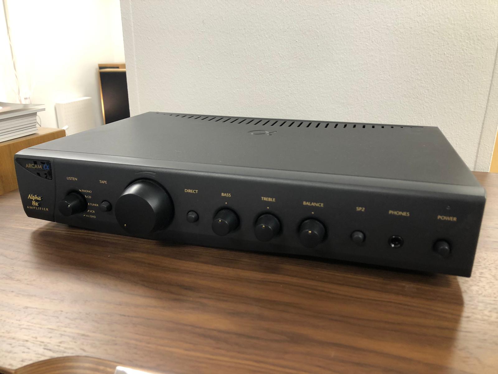 Arcam Alpha 8R integroitu stereovahvistin käytetty