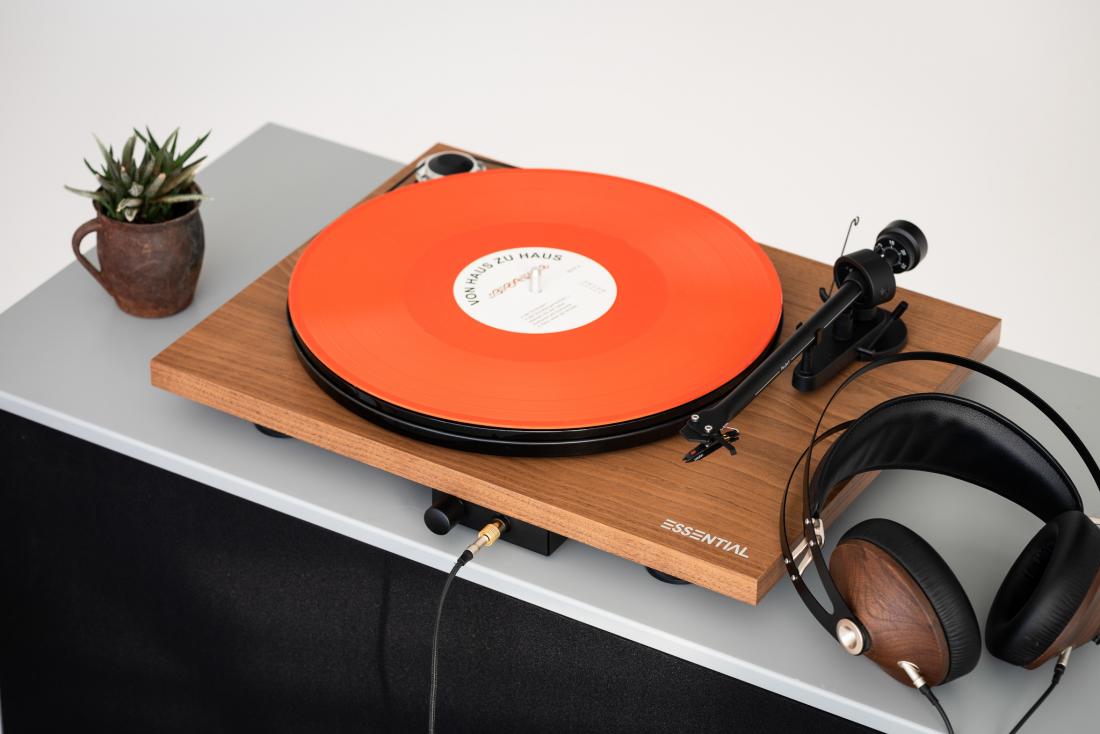 Pro-Ject Essential III Digital levysoitin.