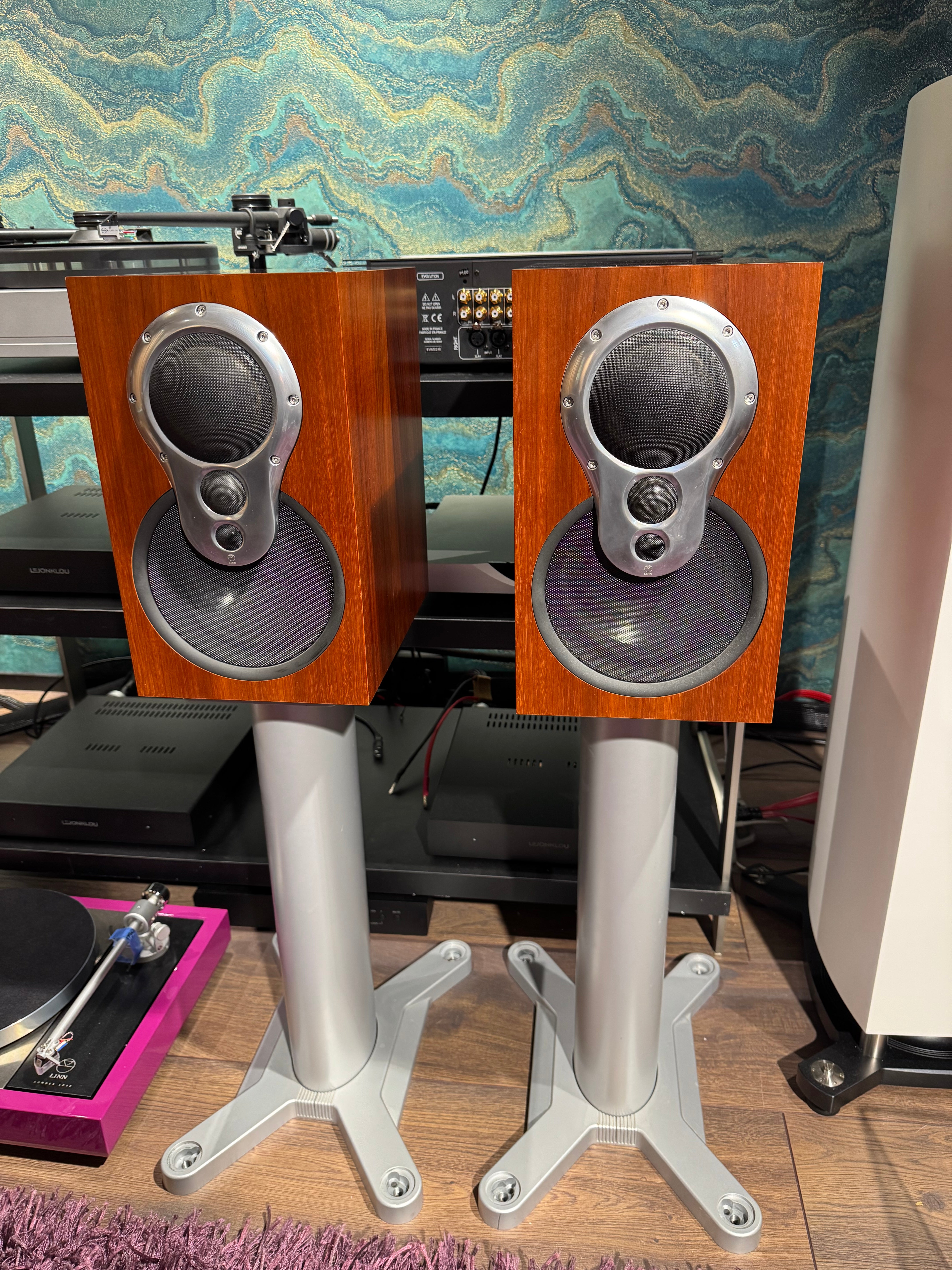Linn Akurate 212 Rosewood